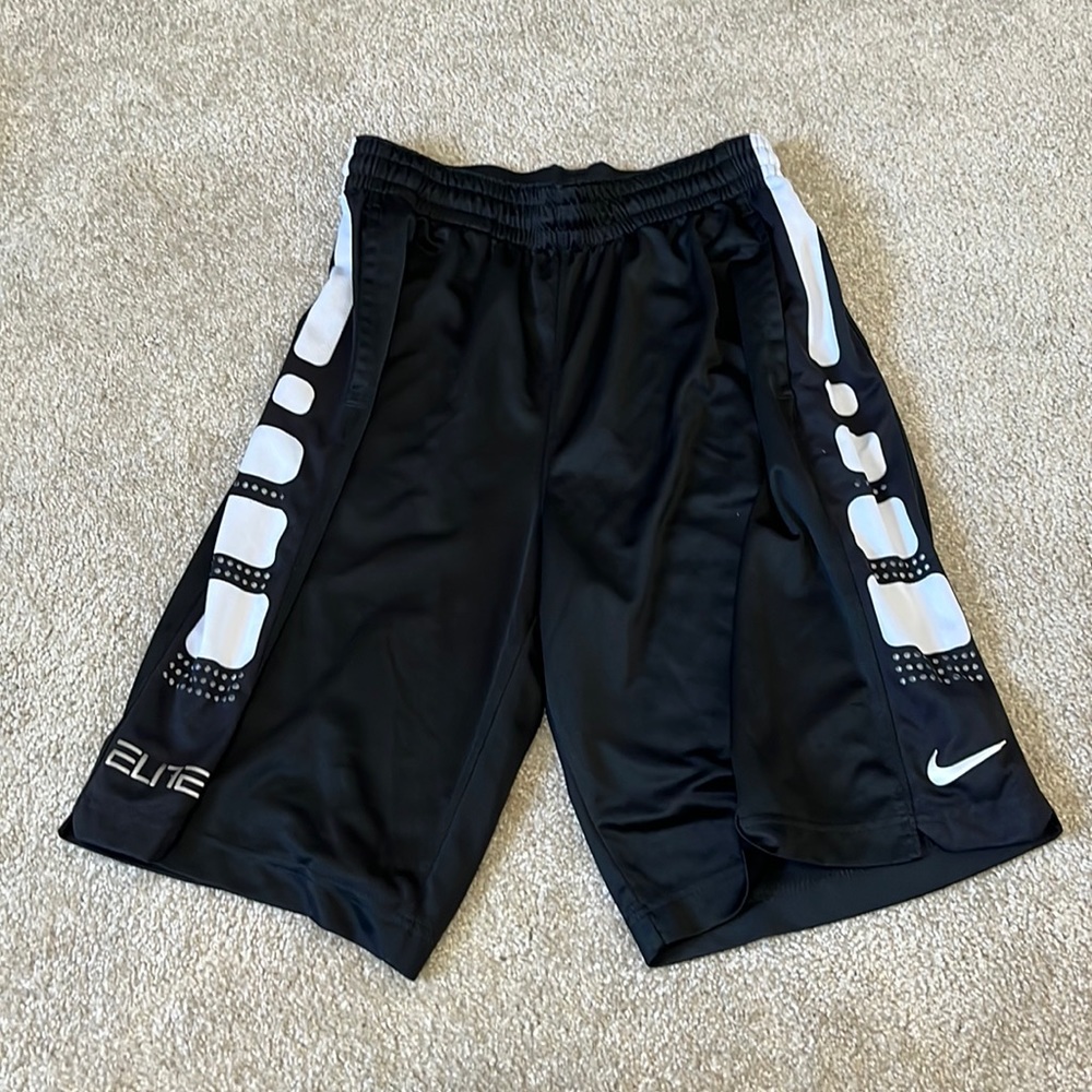 nike elite basketball shorts